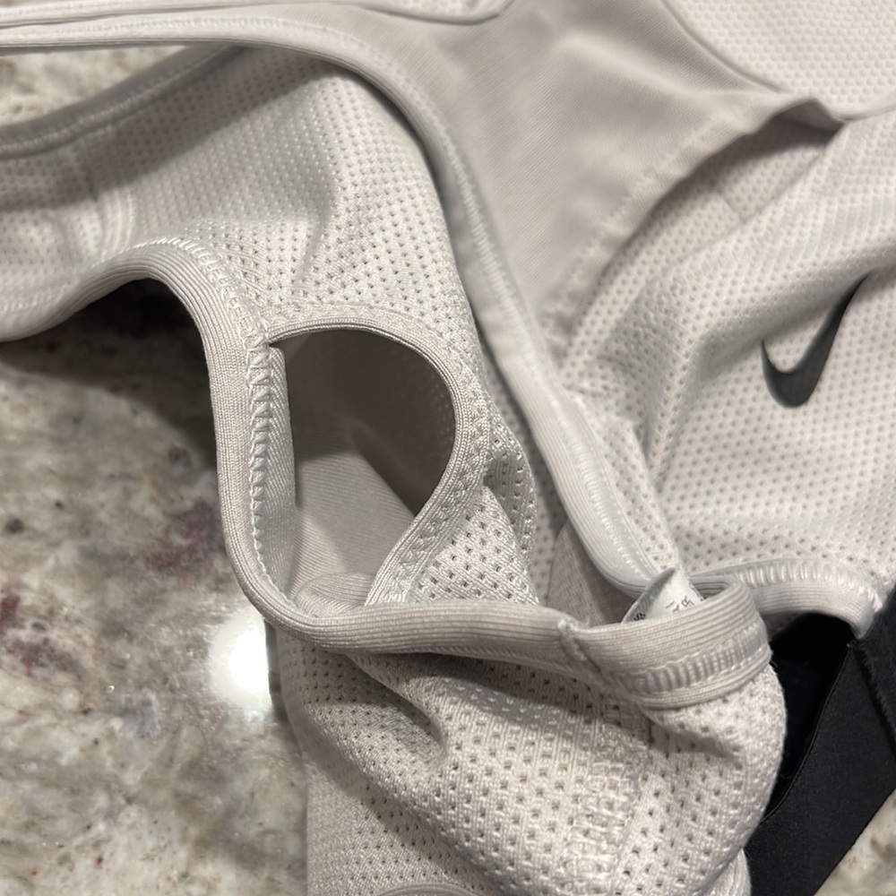 🌟 Nike sports bra - Picture 4 of 5